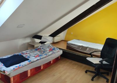 lacne robotnicke ubytovanie v senici lacny hotel penzion lacno
